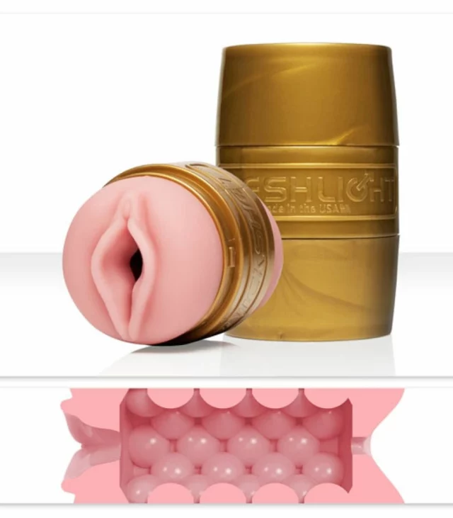 Masturbator - Fleshlight Quickshot Stamina Lady & Butt