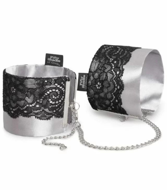 Kajdanki - Fifty Shades of Grey Play Nice Satin Wrist Cuffs